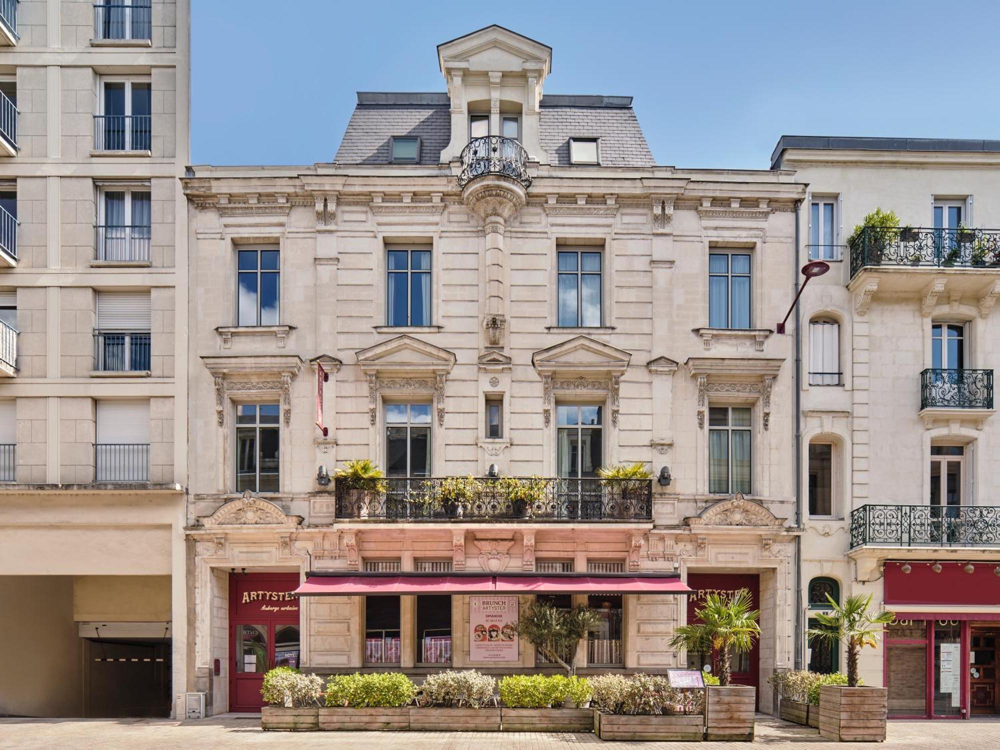 Artyster Hotel